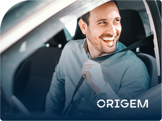 Profissional da Origem Energia trabalhando